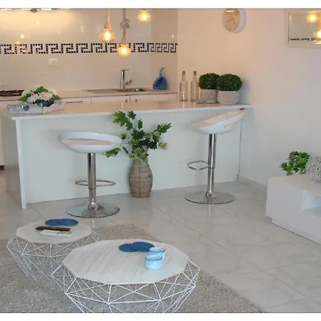 Casa Griega Albir. Modern & Cosy Greek Style Holiday Apartment El Albir